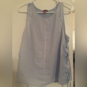 Vince Camuto Top!